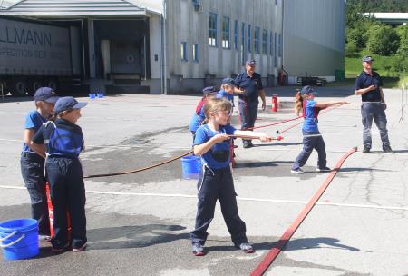19. tekmovalno gasilsko  srečanje pionirjev in pionirk 05 Foto Ljubo Vukelič